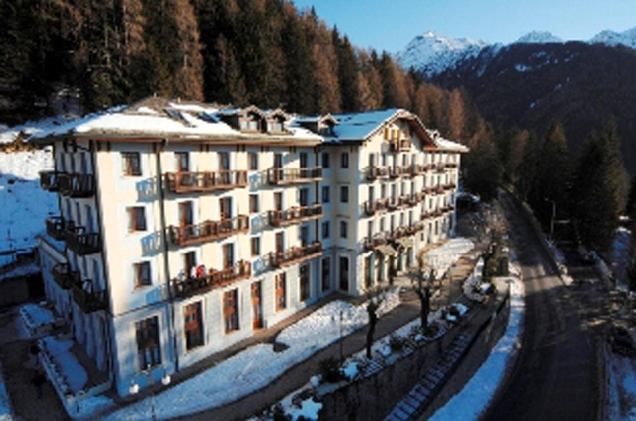 Palace Pontedilegno Resort Ponte Di Legno Exterior foto